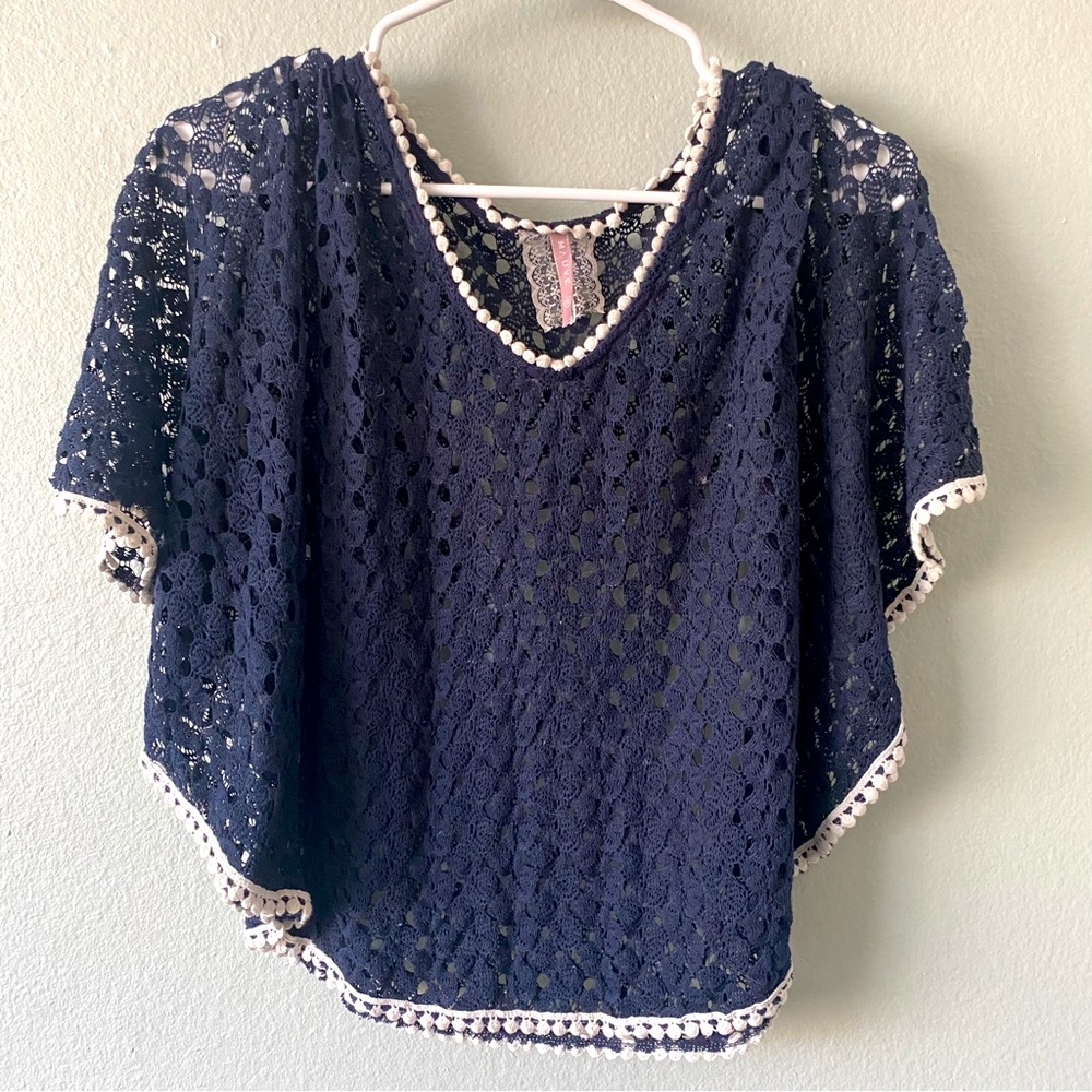 Mauve Crochet Knit Navy Pullover Sz. Medium